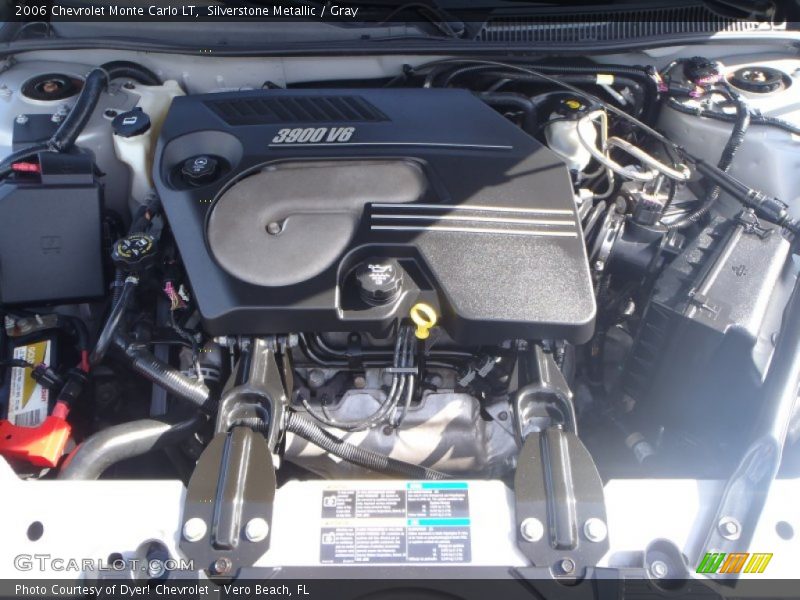 Silverstone Metallic / Gray 2006 Chevrolet Monte Carlo LT