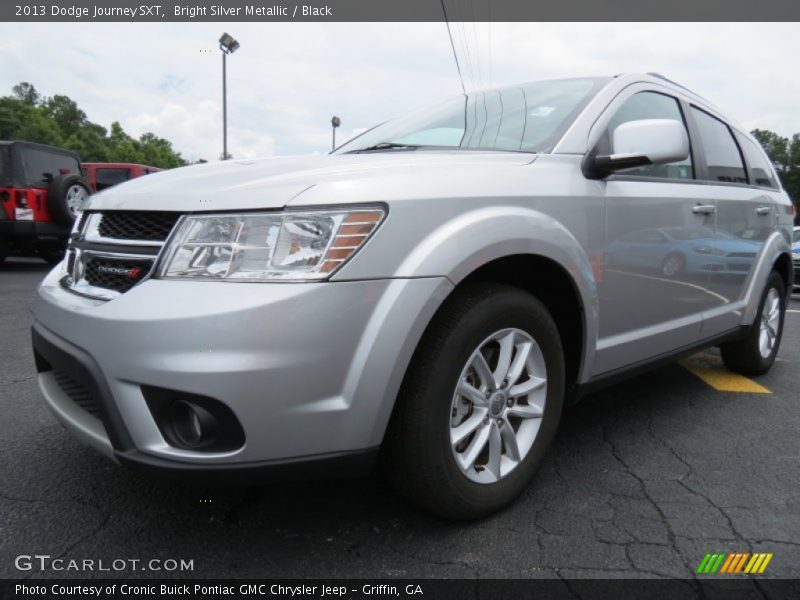 Bright Silver Metallic / Black 2013 Dodge Journey SXT