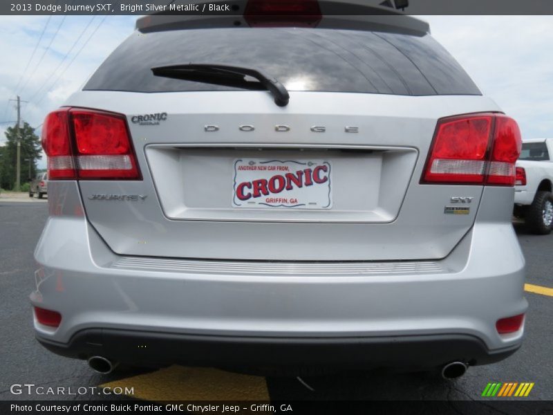 Bright Silver Metallic / Black 2013 Dodge Journey SXT