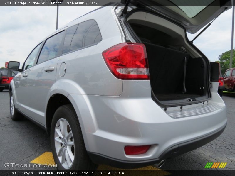 Bright Silver Metallic / Black 2013 Dodge Journey SXT
