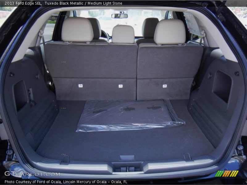 Tuxedo Black Metallic / Medium Light Stone 2013 Ford Edge SEL