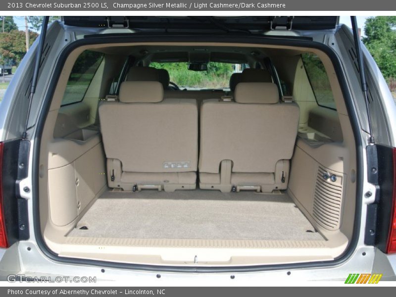  2013 Suburban 2500 LS Trunk