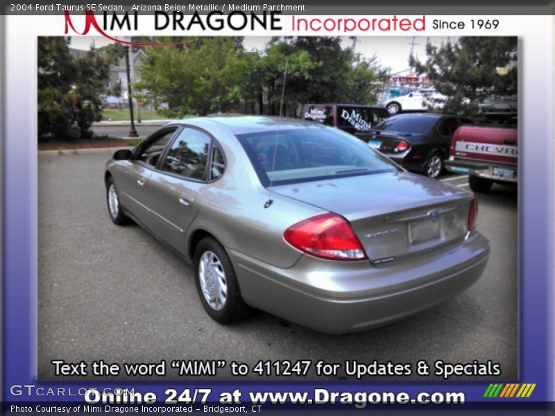 Arizona Beige Metallic / Medium Parchment 2004 Ford Taurus SE Sedan
