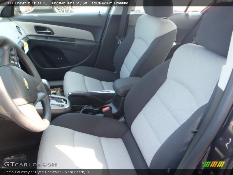 Tungsten Metallic / Jet Black/Medium Titanium 2014 Chevrolet Cruze LS