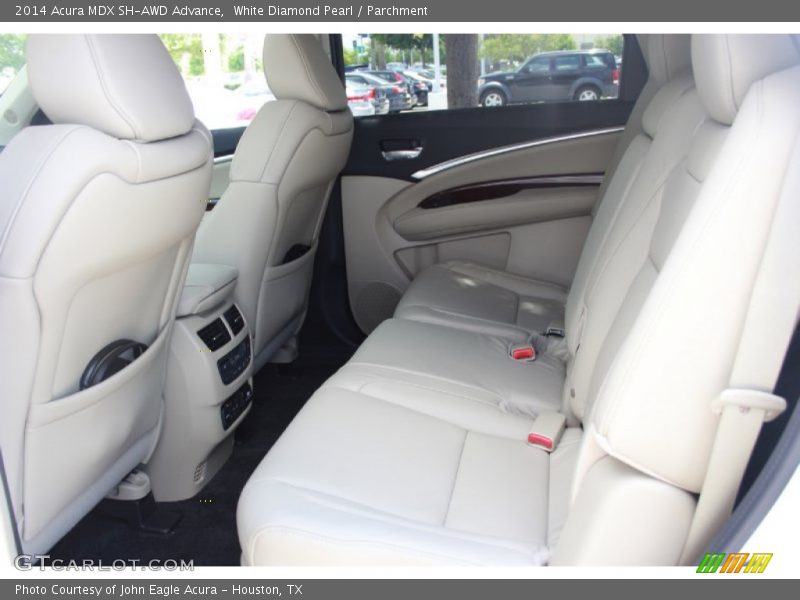 Rear Seat of 2014 MDX SH-AWD Advance