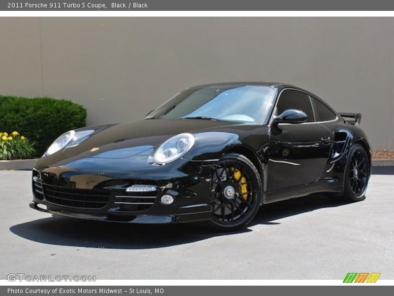 Front 3/4 View of 2011 911 Turbo S Coupe