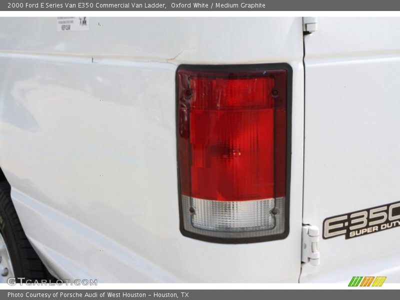Oxford White / Medium Graphite 2000 Ford E Series Van E350 Commercial Van Ladder