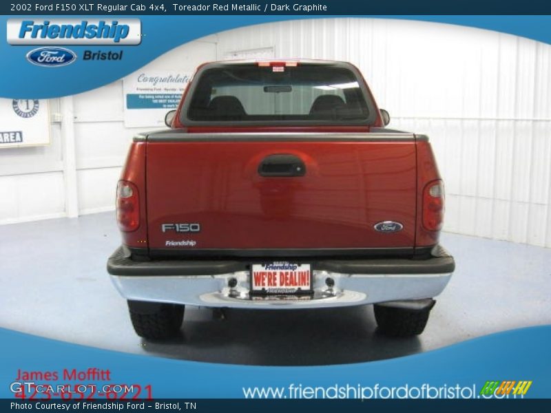 Toreador Red Metallic / Dark Graphite 2002 Ford F150 XLT Regular Cab 4x4