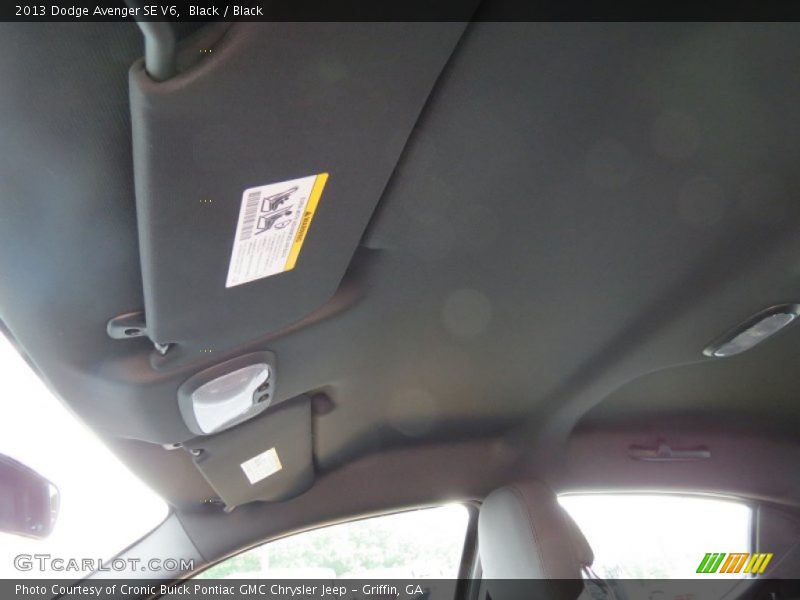 Black / Black 2013 Dodge Avenger SE V6