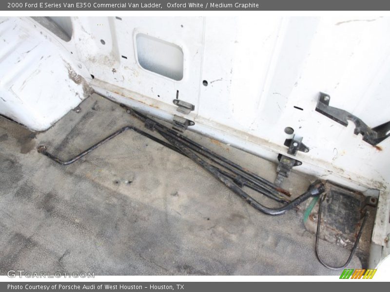 Oxford White / Medium Graphite 2000 Ford E Series Van E350 Commercial Van Ladder
