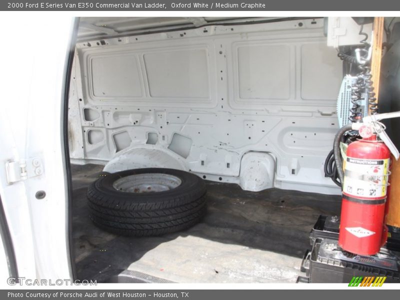 Oxford White / Medium Graphite 2000 Ford E Series Van E350 Commercial Van Ladder