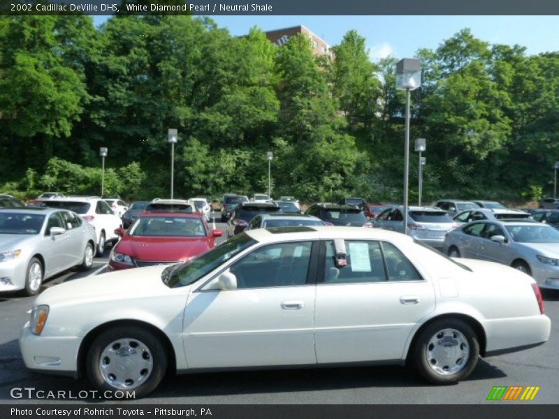 White Diamond Pearl / Neutral Shale 2002 Cadillac DeVille DHS