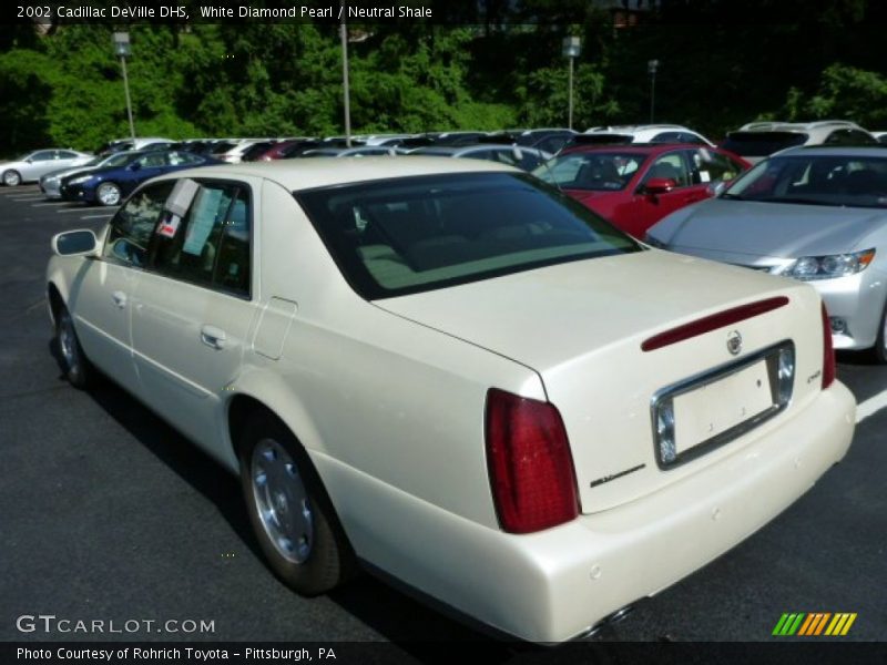 White Diamond Pearl / Neutral Shale 2002 Cadillac DeVille DHS