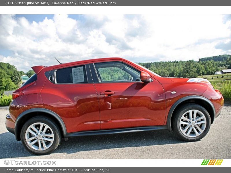 Cayenne Red / Black/Red w/Red Trim 2011 Nissan Juke SV AWD