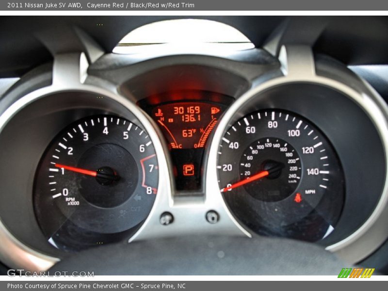 Cayenne Red / Black/Red w/Red Trim 2011 Nissan Juke SV AWD