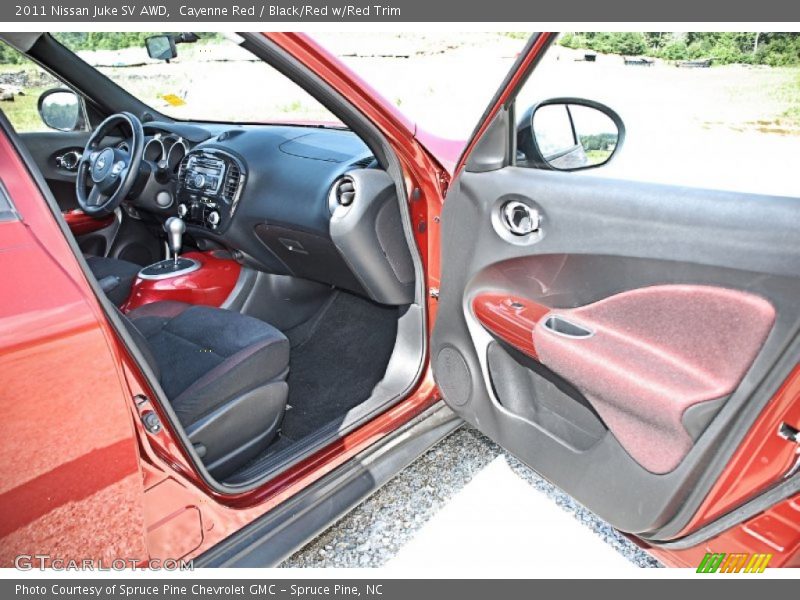 Cayenne Red / Black/Red w/Red Trim 2011 Nissan Juke SV AWD