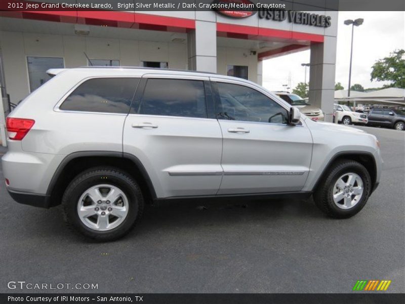 Bright Silver Metallic / Dark Graystone/Medium Graystone 2012 Jeep Grand Cherokee Laredo
