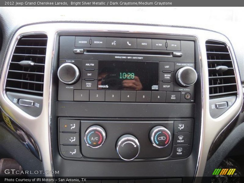 Bright Silver Metallic / Dark Graystone/Medium Graystone 2012 Jeep Grand Cherokee Laredo