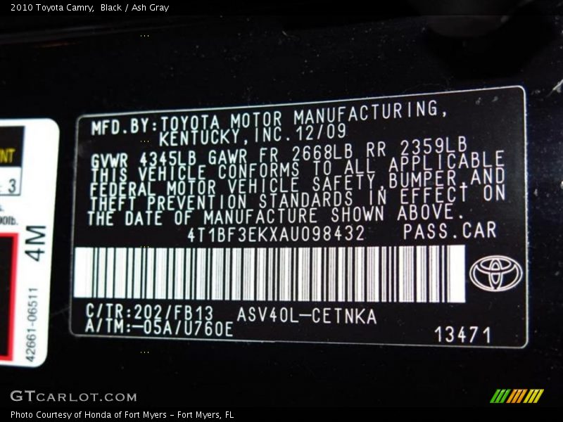Black / Ash Gray 2010 Toyota Camry