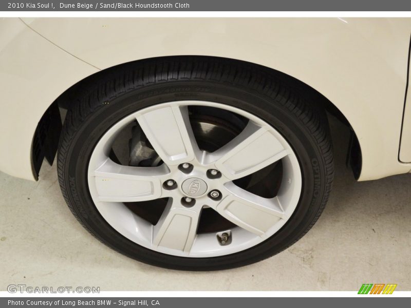 Dune Beige / Sand/Black Houndstooth Cloth 2010 Kia Soul !