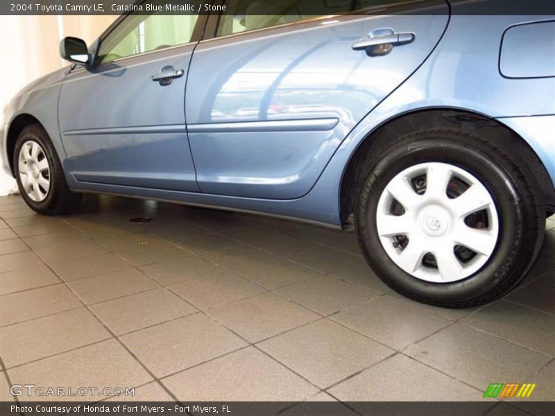 Catalina Blue Metallic / Stone 2004 Toyota Camry LE