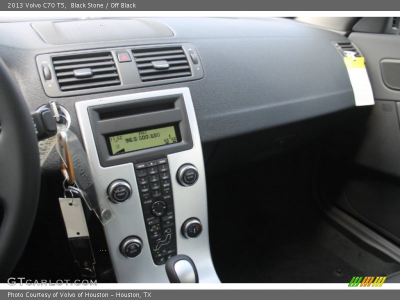 Black Stone / Off Black 2013 Volvo C70 T5