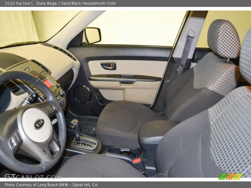 Dune Beige / Sand/Black Houndstooth Cloth 2010 Kia Soul !
