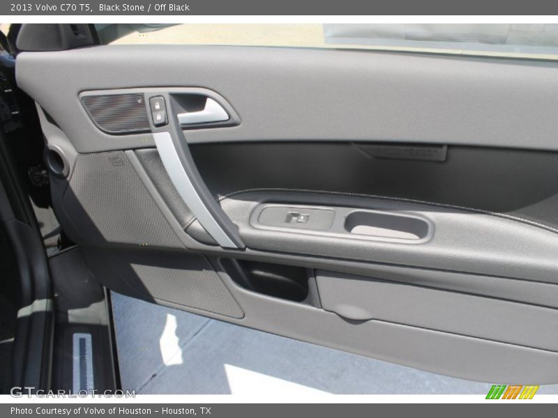 Black Stone / Off Black 2013 Volvo C70 T5