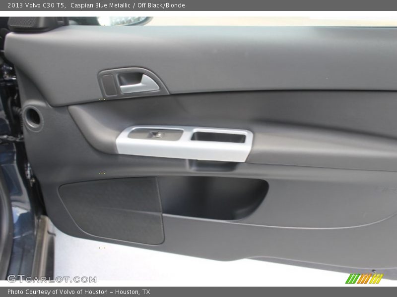 Caspian Blue Metallic / Off Black/Blonde 2013 Volvo C30 T5