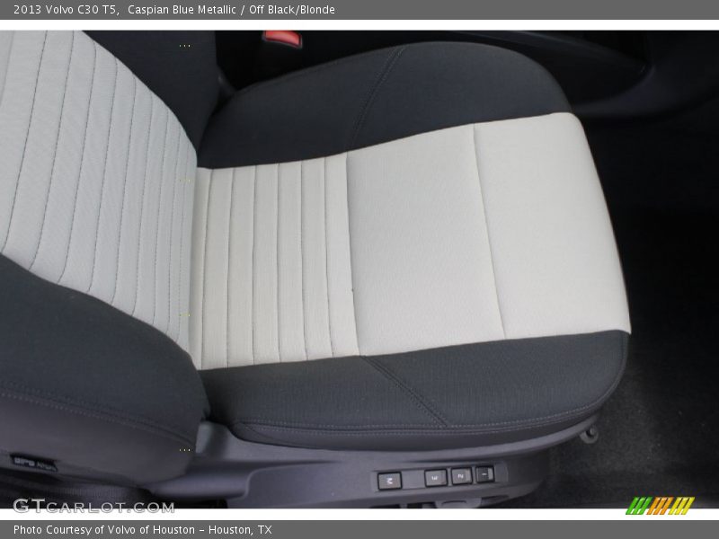 Caspian Blue Metallic / Off Black/Blonde 2013 Volvo C30 T5
