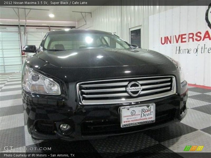 Super Black / Cafe Latte 2012 Nissan Maxima 3.5 SV
