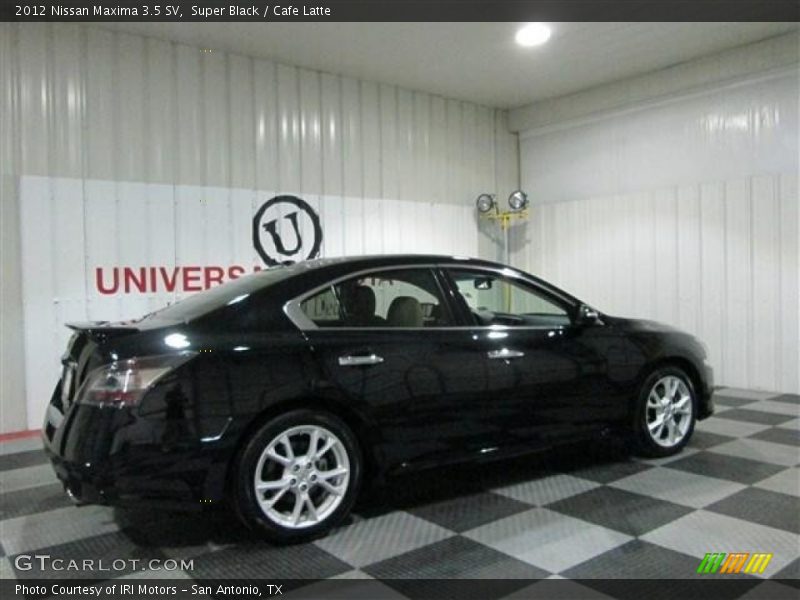 Super Black / Cafe Latte 2012 Nissan Maxima 3.5 SV