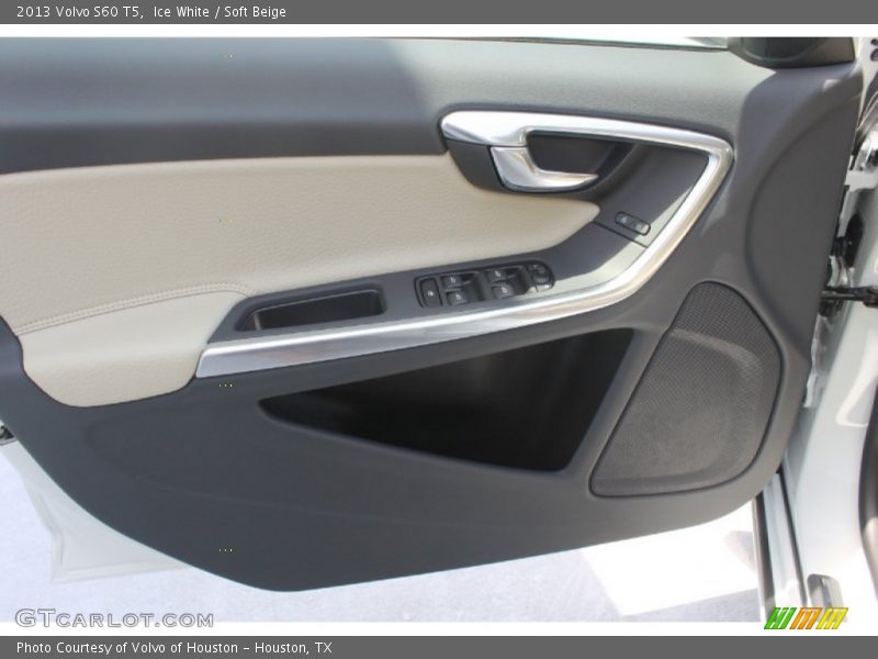 Ice White / Soft Beige 2013 Volvo S60 T5