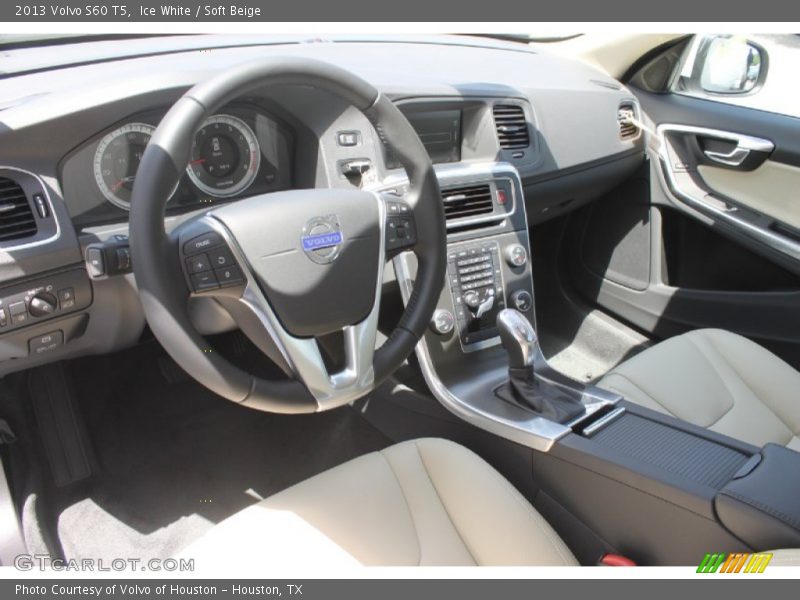 Ice White / Soft Beige 2013 Volvo S60 T5