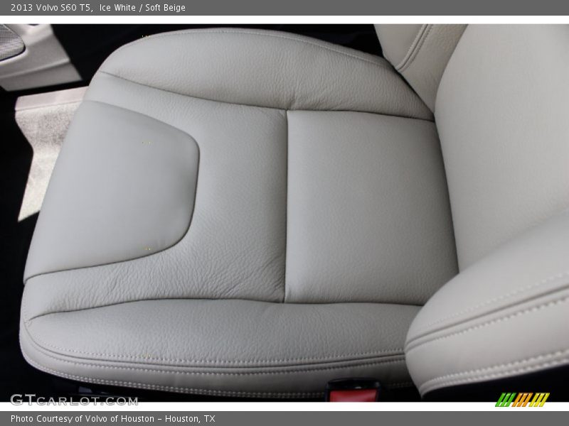 Ice White / Soft Beige 2013 Volvo S60 T5