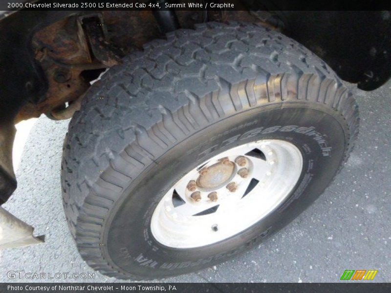 Summit White / Graphite 2000 Chevrolet Silverado 2500 LS Extended Cab 4x4