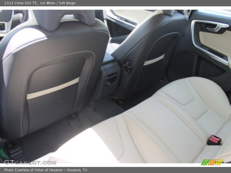 Ice White / Soft Beige 2013 Volvo S60 T5