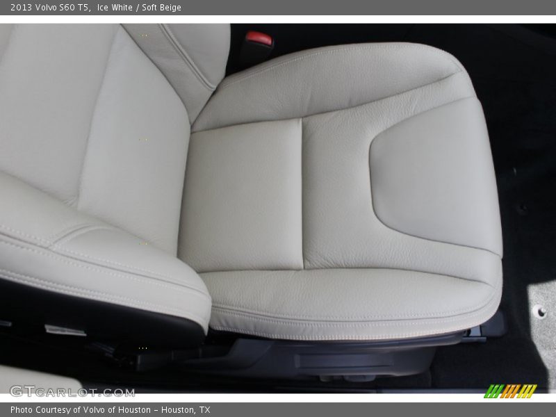 Ice White / Soft Beige 2013 Volvo S60 T5