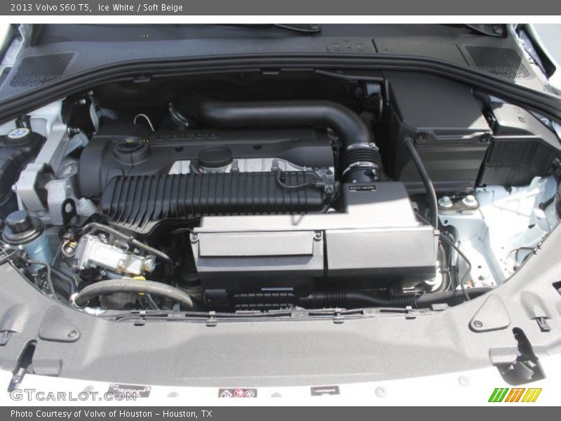 Ice White / Soft Beige 2013 Volvo S60 T5