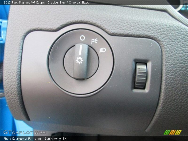 Grabber Blue / Charcoal Black 2013 Ford Mustang V6 Coupe