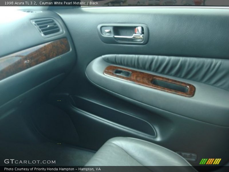 Cayman White Pearl Metallic / Black 1998 Acura TL 3.2