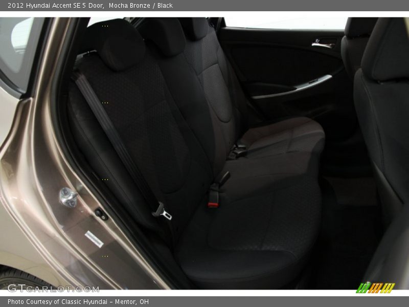 Mocha Bronze / Black 2012 Hyundai Accent SE 5 Door