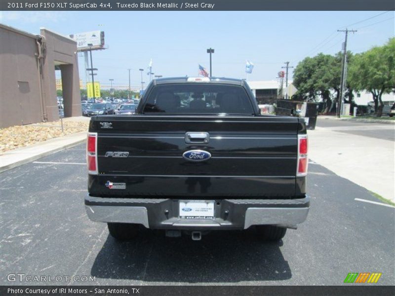 Tuxedo Black Metallic / Steel Gray 2011 Ford F150 XLT SuperCab 4x4