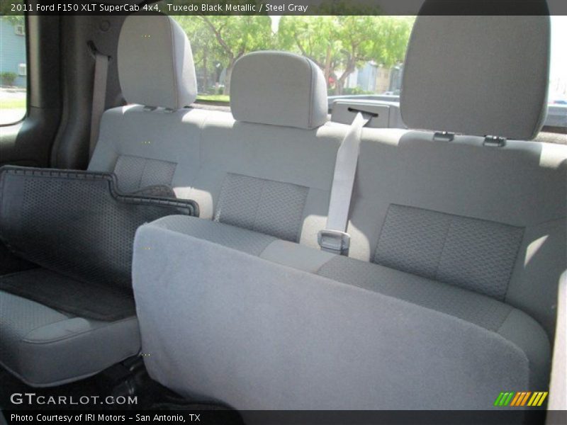 Tuxedo Black Metallic / Steel Gray 2011 Ford F150 XLT SuperCab 4x4