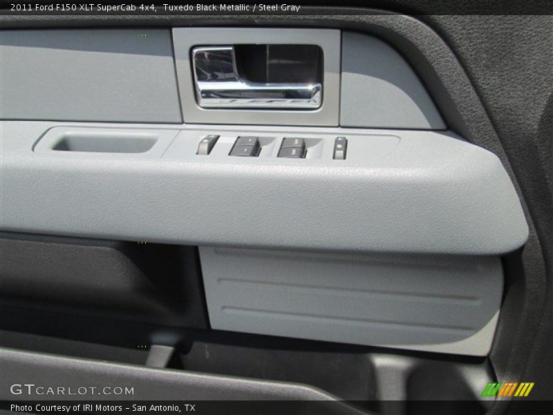 Tuxedo Black Metallic / Steel Gray 2011 Ford F150 XLT SuperCab 4x4
