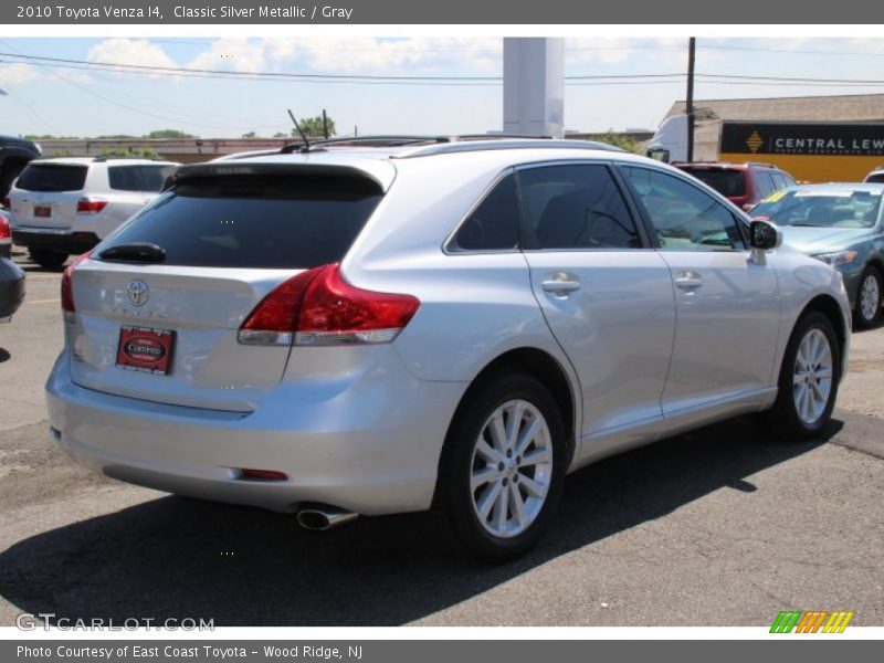 Classic Silver Metallic / Gray 2010 Toyota Venza I4