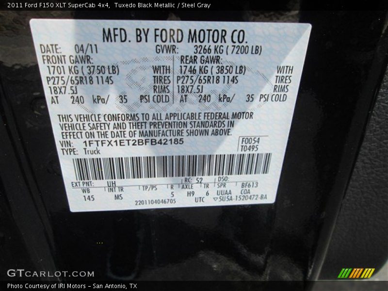 Tuxedo Black Metallic / Steel Gray 2011 Ford F150 XLT SuperCab 4x4
