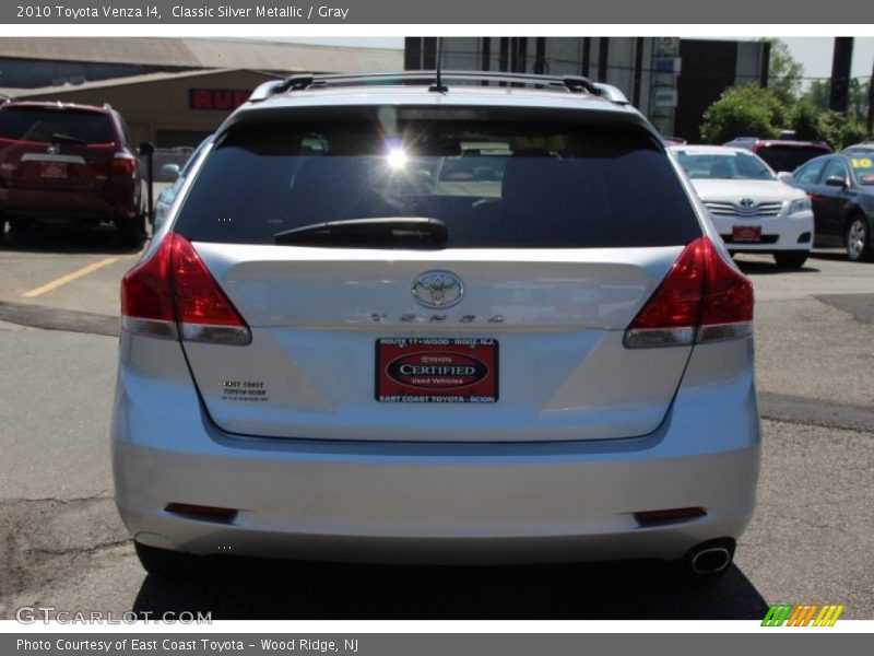 Classic Silver Metallic / Gray 2010 Toyota Venza I4