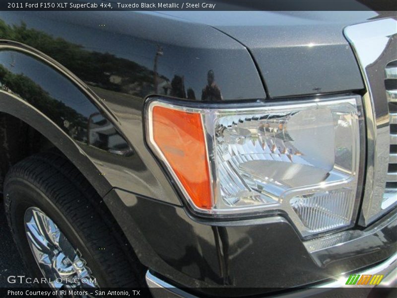 Tuxedo Black Metallic / Steel Gray 2011 Ford F150 XLT SuperCab 4x4