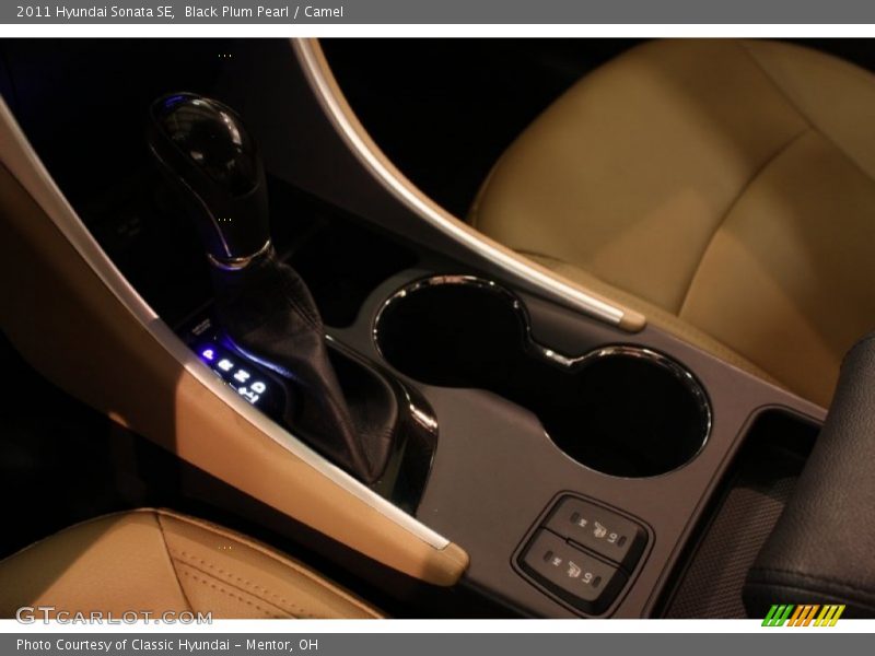 Black Plum Pearl / Camel 2011 Hyundai Sonata SE
